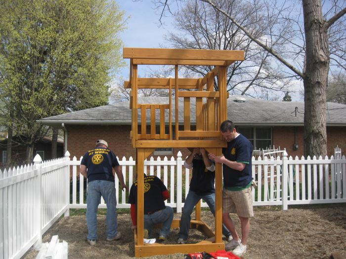 Washington Rotary Club Donates and Builds a Playset